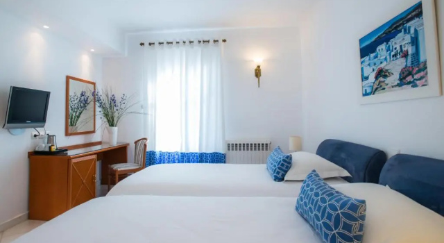 Двухместный номер Standard Hotel Adonis