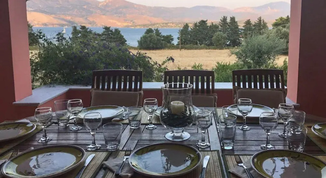 Вилла Villa Mitis - A Bohemian Private Pool Retreat
