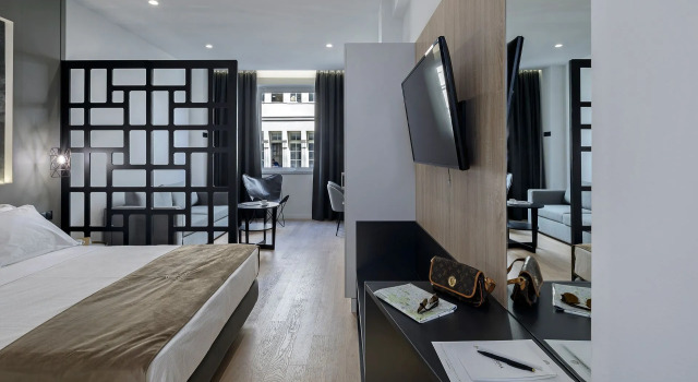 Номер Deluxe Philosofia Athens Suites