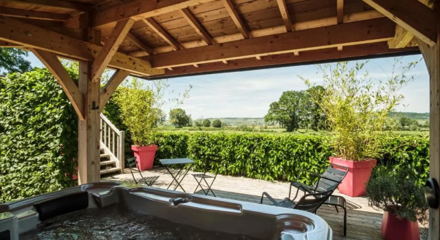 Номер Superior Le Domaine des Prés Verts Suites & Chambres avec Jacuzzi Privatif