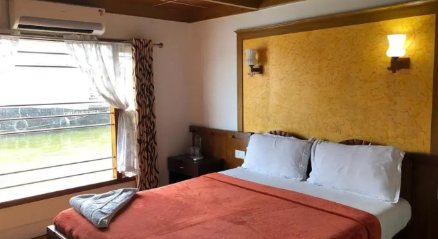 Kera Houseboats Alleppey, Varaa Hotelli Alleppey New Delhi