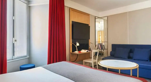 Номер Deluxe lEchiquier Opéra Hotel Paris - MGallery Collection