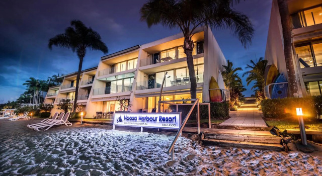 Noosa Harbour Resort, Rezerwuj Ośrodek wypoczynkowy Hotele w Noosa z basenem, Basen