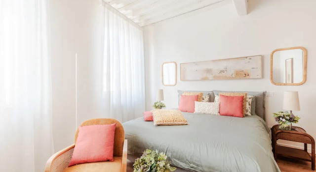 Letizia Penthouse in Lucca, Buchen Sie Ferienwohnung Lucca Toskana