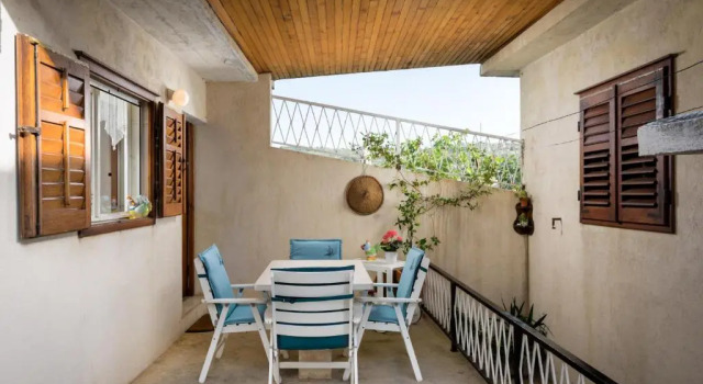 Holiday Home Vallis, Забронировать Дом для отпуска Виллы Окрестностей Сплита, Вилла