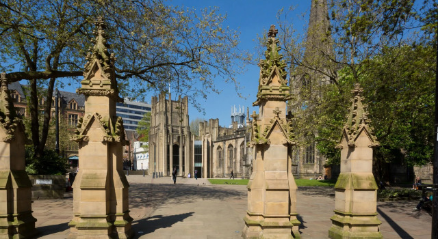 16 St James Row