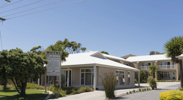 Port Campbell Parkview Motel & Apartments, Book Apartment  