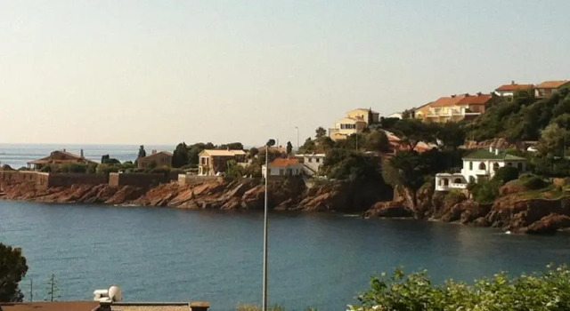 Villa Sam Suffit, Varaa Villa Saint-Raphael Mimosa Road