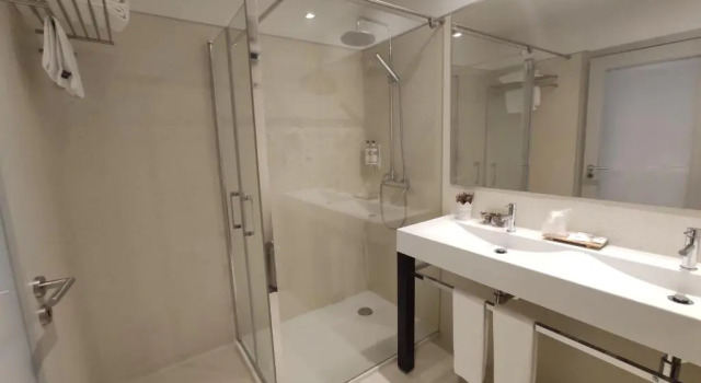 Двухместный номер Standard с балконом Hotel Rural Misarela