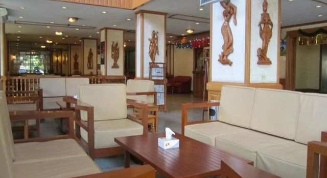 Panda Hotel, Prenota Hotel Yangon downtown Yangon, vicino a Chinese Embassy