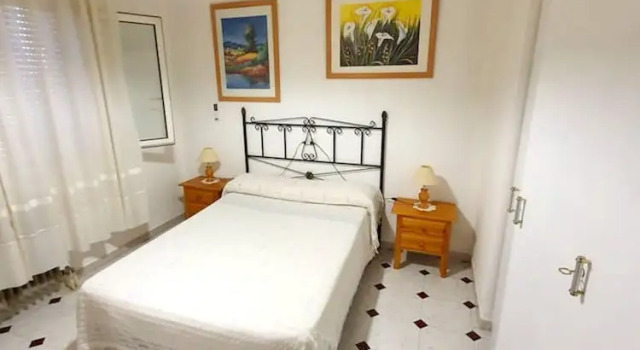 Villa With 2 Bedrooms in Alfacar, With Wonderful Mountain View, Private Pool, Furnished Terrace, Varaa Villa Mökit kohteessa Granada, Mökki