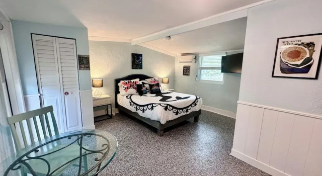 Номер Standard Neptune's Grotto Waterfront Retreat