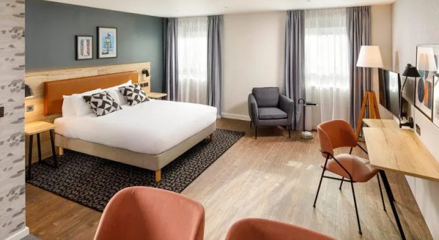 Четырёхместная студия Aparthotel Adagio London Sutton Point