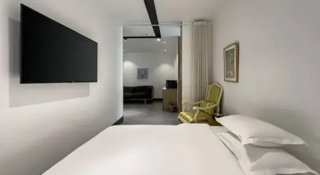 Семейный люкс с балконом и с видом на реку Oneheart Riverside Retreat