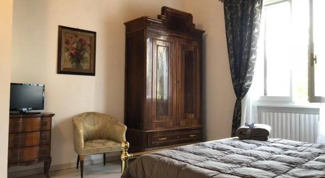 Il portico B&b, Забронировать Отель «постель и завтрак» Отели в центре Фаэнца, в центре
