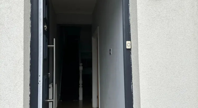 Cozy Manchester House - Stay With Host Onsite