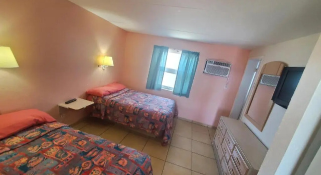 Семейный номер Deluxe с 2 комнатами Caprice Motel - Wildwood