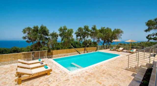 Вилла Tania Villa - Elegant 4 BR Villa With Private Pool