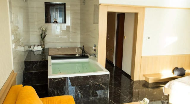 Hotel Kras, Reserva ahora Hotel  
