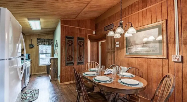 Wild Horse Retreat - Two Bedroom Cabin with Hot Tub, Varaa Hotelli Alto New Mexico