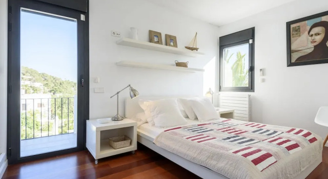 Posh Holiday Home With Pool, Library & Scenic Views in Jesus, Book Hotel Hotels in Ibiza with a Pool, Swimming Pool