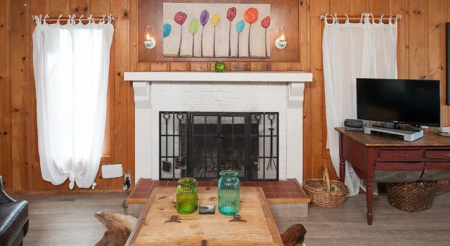 On The Beach 3 Br cottage by RedAwning