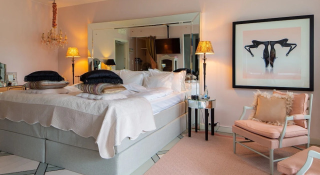 Suite 1 camera da letto con balcone Bomans Hotell i Trosa