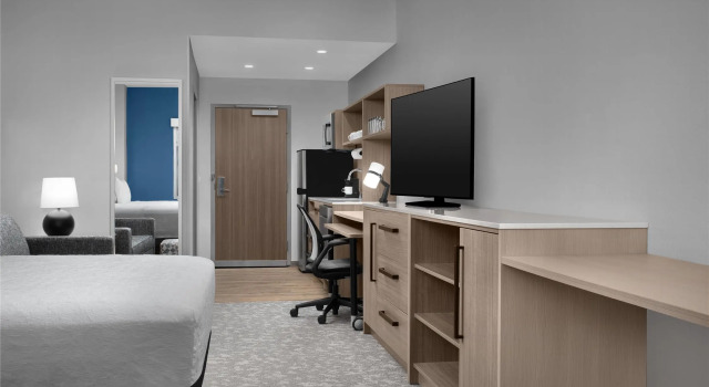 Четырёхместный люкс Home2 Suites By Hilton Weston Ft. Lauderdale