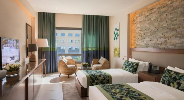 Люкс с 2 комнатами The Palms Beach Hotel And Spa