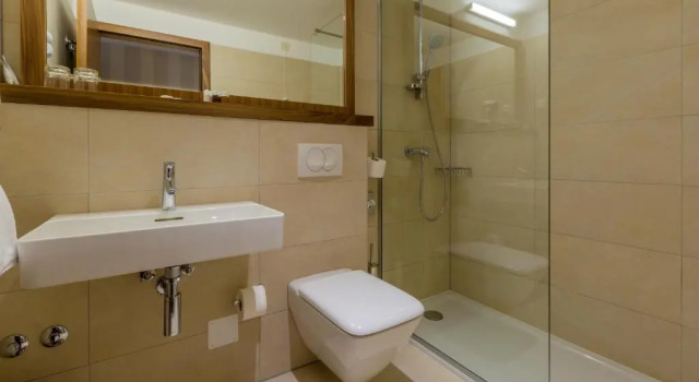 Двухместный номер Standard с балконом Hotel Katarina