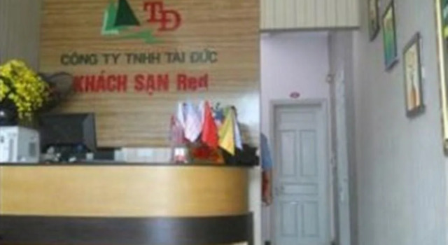 Red Hotel