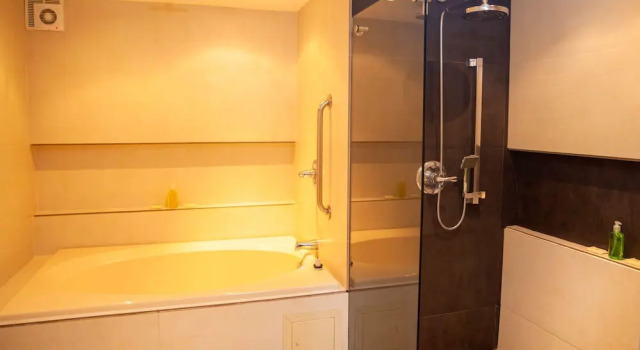 Четырёхместный номер Superior Bogota Plaza Hotel