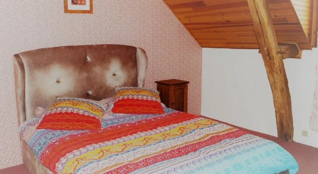 Loire Valley Llama Farm Stay, Забронировать Фермерский дом Фермерские дома Земель Луары, Фермерский дом