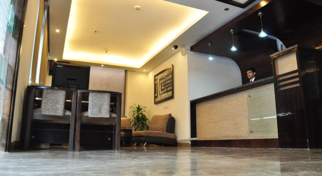 Hotel Blue Stone - Nehru Place, Забронировать Отель Отели Нью-Дели 4 звезды, рядом с Рынок М-Блок, 4*