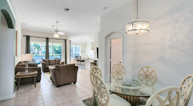 4 Bedroom 3 Bath South Facing Pool Spa Villa, Book Ferieresort SPA-hoteller i Florida, SPA