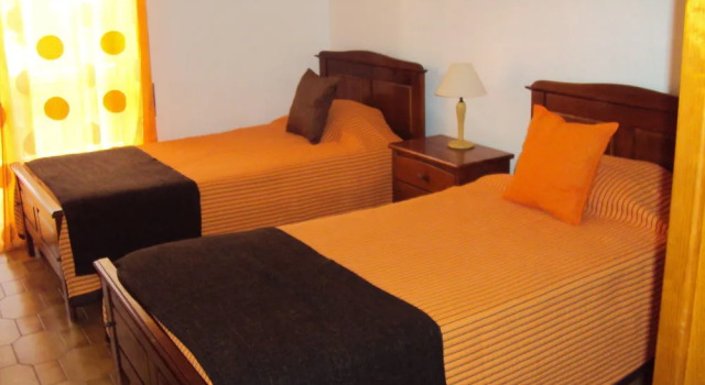 Hospedaria D. Maria, Rezerwuj Hotel Hotele w Algarve z parkingiem, Parking
