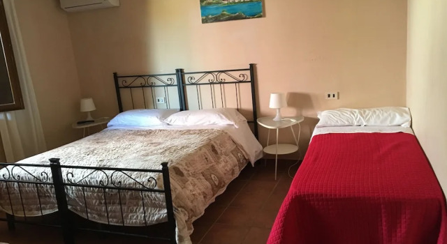 Villa Letizia, Book Villa Pescara Rom