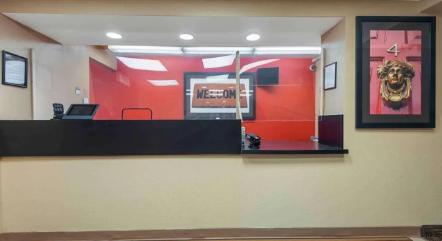 Extended Stay America Suites - Buffalo - Amherst, Buchen Sie Hotel SPA-Hotels in Amherst, SPA