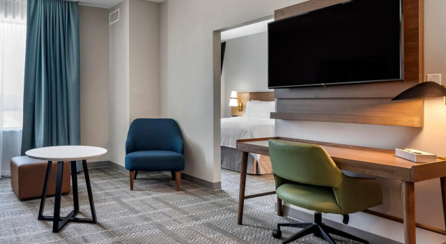 Двухместный люкс c 1 комнатой Staybridge Suites Grand Prairie Near Epic Central by IHG