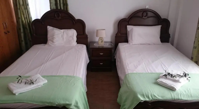 Апартаменты Цокольный этаж с 2 комнатами Maritsas Roses Apartments