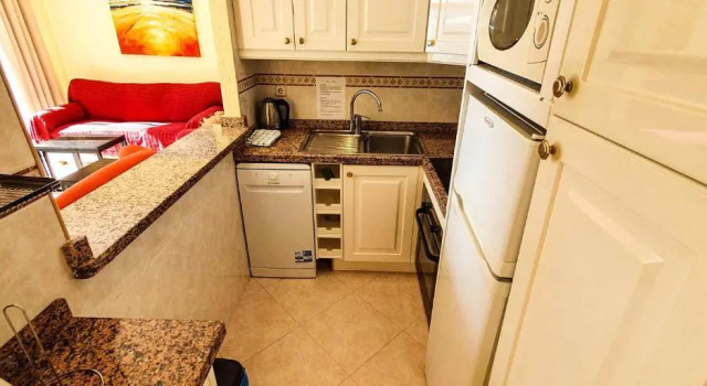 Апартаменты Skol 335. Fantastic Beachfront Apartment Facing South.