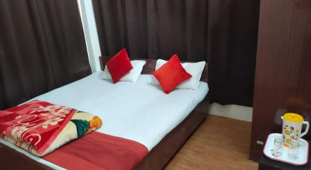 Номер Deluxe Varanasi Paradise