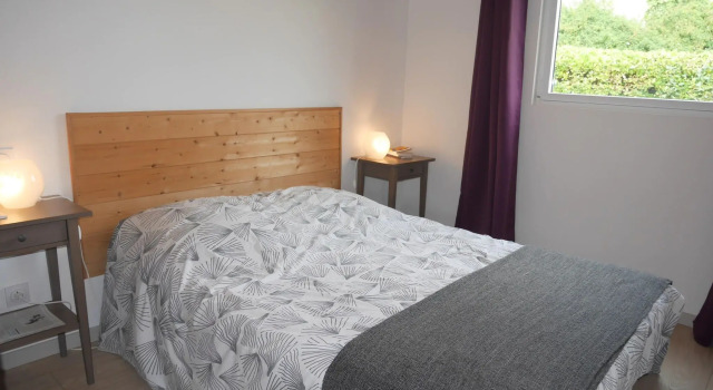 Wooden House in Brittany Near Sandy Beach, Rezervasyon Tatil Evi Landeda otoparklı oteller, Otopark
