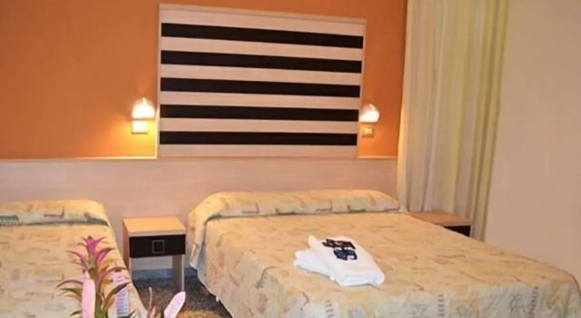 Трёхместный номер Standard с балконом Hotel Abel & Residence
