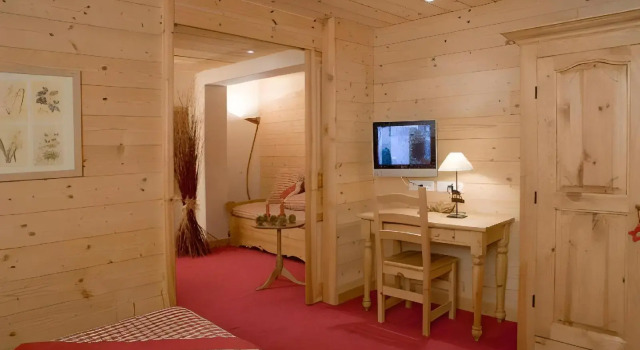 Chalet-Hôtel Alpage & Spa, Забронировать Шале Виллы Овернь-Рона-Альпы, Вилла