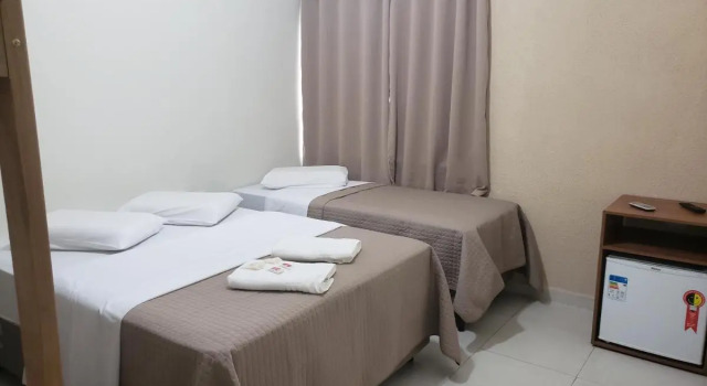 Hotel Umuarama, Забронировать Отель Отели Апаресида с парковкой, рядом с Обсерватория Божьей Матери Апаресиды, Парковка