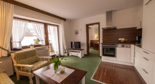 Апартаменты Gästehaus Alpenflora