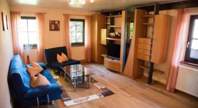 Ferienhaus Schmiedehof, Varaa Huoneisto Hotellit Baijeri pysäköinnillä, Pysäköinti