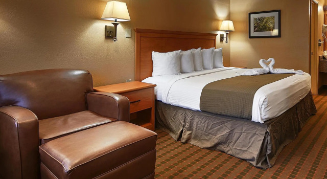 Номер Standard SureStay Plus by Best Western Covington