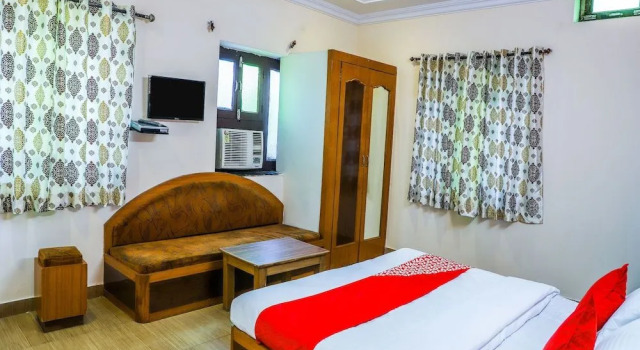OYO 13935 Hotel Shree Celebration, Забронировать Отель Отели штата Раджастхана 3 звезды, 3*